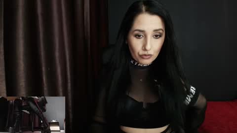 Snapshot of missdyaa chatting on 4, 10, 2025 Miss online show from 4, 10, 2025