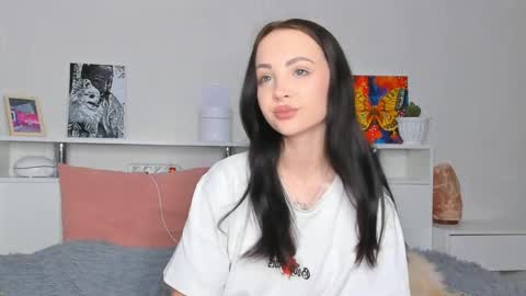 Hello dear my name Elisa online show from 3, 6, 2026