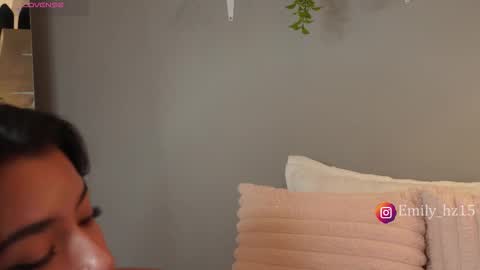 Snapshot of missemily_11 chatting on 24, 2, 2026 Yuliana online show from 24, 2, 2026