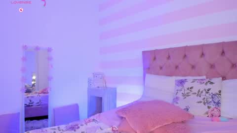 Snapshot of misshiller_gh chatting on 24, 12, 2024 Melany Hiller online show from 24, 12, 2024