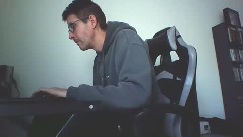 Snapshot of mission_cumpossible chatting on 27, 10, 2025 SperminatoR online show from 27, 10, 2025