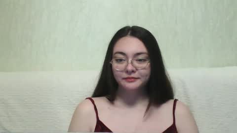 Snapshot of missis_mona chatting on 7, 1, 2025 missis mona online show from 7, 1, 2025