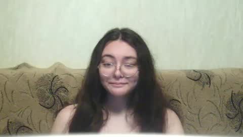 Snapshot of missis_mona chatting on 14, 1, 2025 missis mona online show from 14, 1, 2025