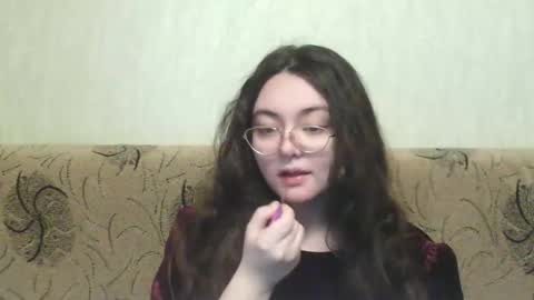 Snapshot of missis_mona chatting on 4, 3, 2025 missis mona online show from 4, 3, 2025