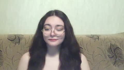 Snapshot of missis_mona chatting on 7, 3, 2025 missis mona online show from 7, 3, 2025