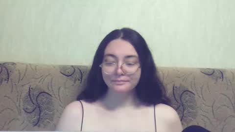 Snapshot of missis_mona chatting on 9, 9, 2025 missis mona online show from 9, 9, 2025