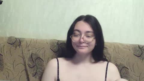 Snapshot of missis_mona chatting on 27, 9, 2025 missis mona online show from 27, 9, 2025