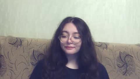 Snapshot of missis_mona chatting on 5, 10, 2025 missis mona online show from 5, 10, 2025