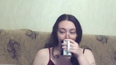 Snapshot of missis_mona chatting on 15, 10, 2025 missis mona online show from 15, 10, 2025