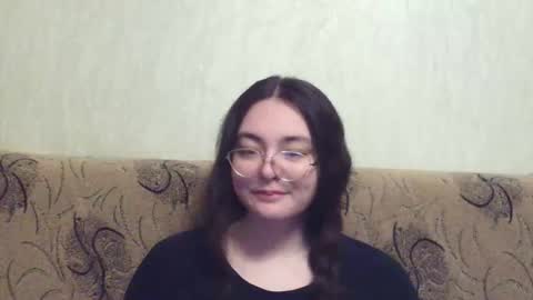 Snapshot of missis_mona chatting on 28, 10, 2025 missis mona online show from 28, 10, 2025