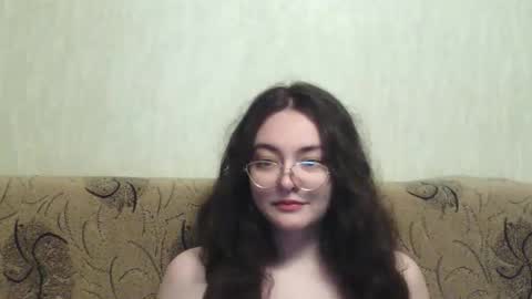Snapshot of missis_mona chatting on 23, 11, 2025 missis mona online show from 23, 11, 2025