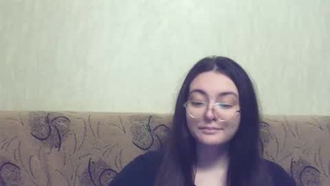 Snapshot of missis_mona chatting on 14, 12, 2025 missis mona online show from 14, 12, 2025