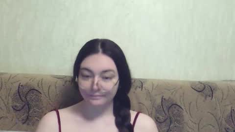 missis mona online show from 14, 4, 2026