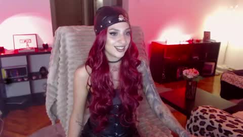 Snapshot of missjenny7 chatting on 20, 7, 2026 MissJenny7 online show from 20, 7, 2026