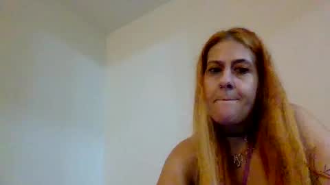 Missjuicy1luv online show from 23, 11, 2025