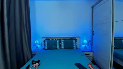 Miss Karla online show from 12, 11, 2025