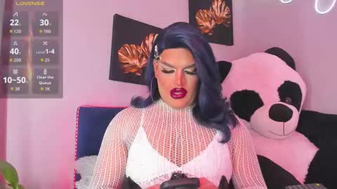 Snapshot of misskassandraa_ chatting on 8, 10, 2025 kassandra lazcano online show from 8, 10, 2025