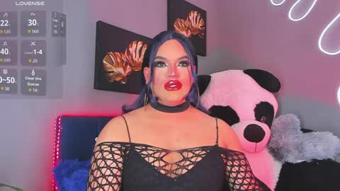 kassandra lazcano online show from 4, 4, 2026