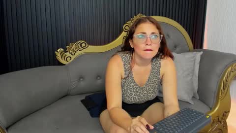 Snapshot of misskathyfox chatting on 18, 9, 2025 misskathyfox online show from 18, 9, 2025