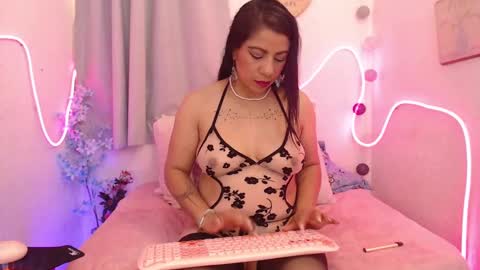   online show from 31, 12, 2024