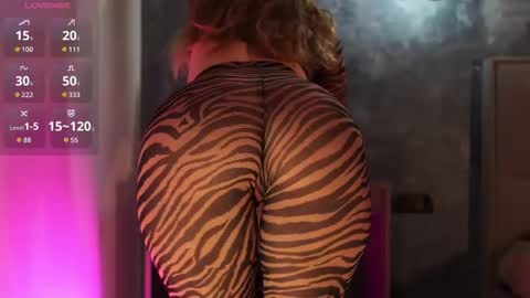 Snapshot of misskristel chatting on 6, 11, 2025 misskristel online show from 6, 11, 2025