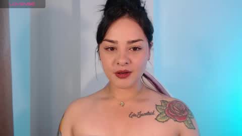 Snapshot of missmariana_ chatting on 11, 10, 2025 missmariana_ online show from 11, 10, 2025