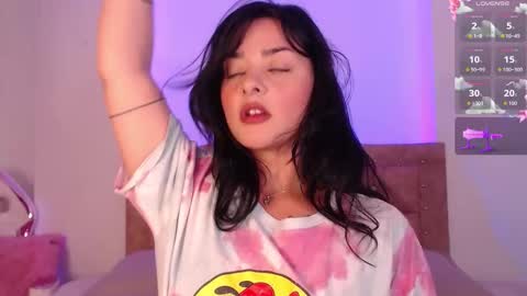 Snapshot of missmariana_ chatting on 23, 10, 2025 missmariana_ online show from 23, 10, 2025