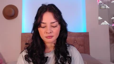 Snapshot of missmariana_ chatting on 12, 11, 2025 missmariana_ online show from 12, 11, 2025