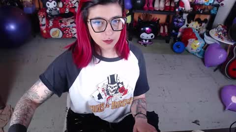 Miss Mia online show from 18, 9, 2025