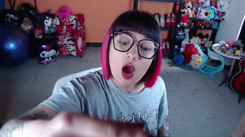 Miss Mia online show from 24, 10, 2025