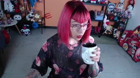 Miss Mia online show from 13, 4, 2026