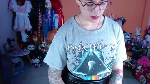 Miss Mia online show from 18, 5, 2026