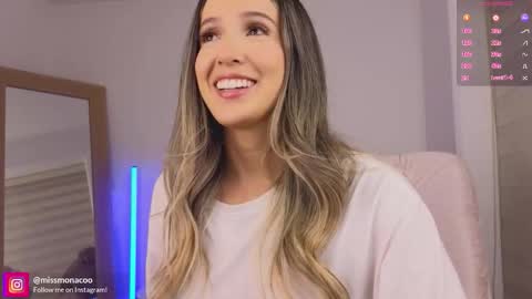 Snapshot of missmonaco chatting on 5, 12, 2025 Emma Rivera online show from 5, 12, 2025