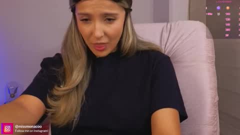 Snapshot of missmonaco chatting on 16, 12, 2025 Emma Rivera online show from 16, 12, 2025