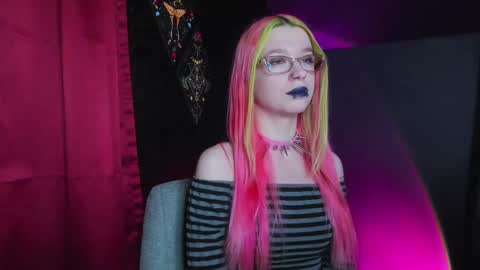 Mistress Nikki Vill online show from 18, 2, 2025