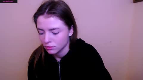 Snapshot of missoliviaa_ chatting on 30, 1, 2025 Olivia online show from 30, 1, 2025