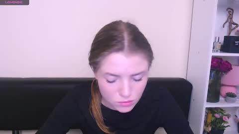 Snapshot of missoliviaa_ chatting on 14, 2, 2025 Olivia online show from 14, 2, 2025