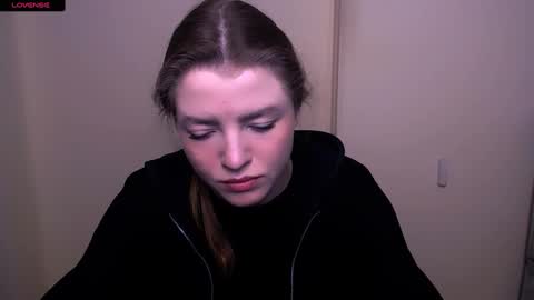 Snapshot of missoliviaa_ chatting on 22, 2, 2025 Olivia online show from 22, 2, 2025