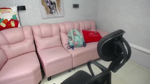 Snapshot of misspenelopenipples chatting on 5, 12, 2024 Penelope online show from 5, 12, 2024