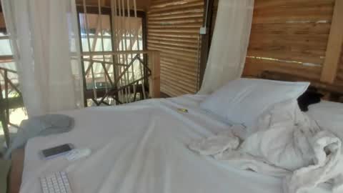 Snapshot of misspink152015 chatting on 18, 1, 2025 sarah online show from 18, 1, 2025