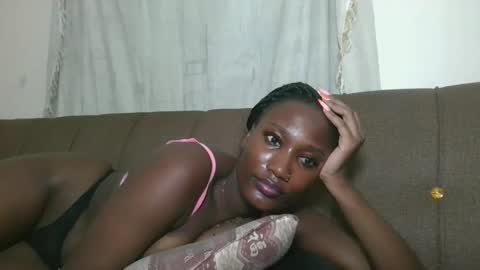 Snapshot of missprettygal chatting on 14, 10, 2025 pretty gal online show from 14, 10, 2025