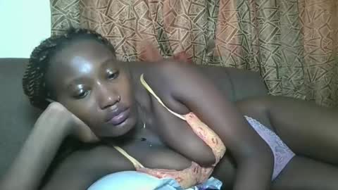 Snapshot of missprettygal chatting on 15, 11, 2025 pretty gal online show from 15, 11, 2025