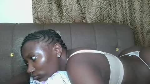 Snapshot of missprettygal chatting on 22, 11, 2025 pretty gal online show from 22, 11, 2025