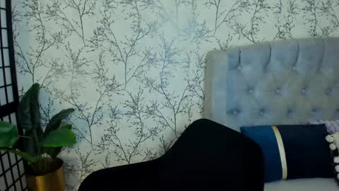 Snapshot of missrosse_ chatting on 19, 1, 2025 Emily online show from 19, 1, 2025