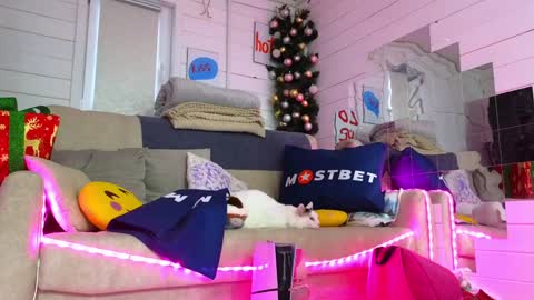 . online show from 16, 12, 2024