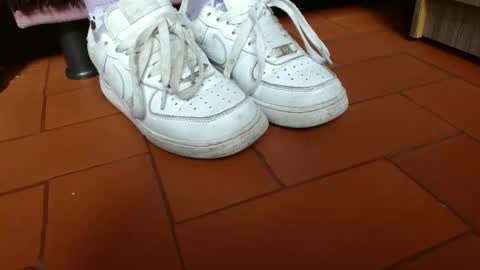 Snapshot of misssam28 chatting on 13, 2, 2025 TELL ME MISS online show from 13, 2, 2025