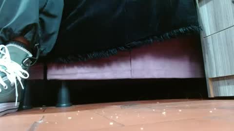 Snapshot of misssam28 chatting on 5, 3, 2025 TELL ME MISS online show from 5, 3, 2025