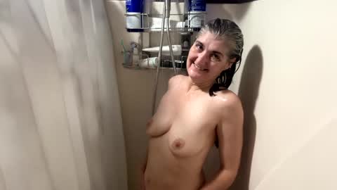 Miss Spooky Silverstacker online show from 24, 1, 2025