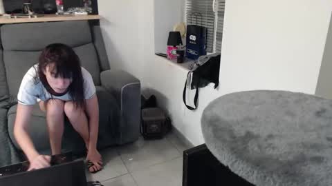 Snapshot of missthon chatting on 24, 11, 2025 missthon online show from 24, 11, 2025