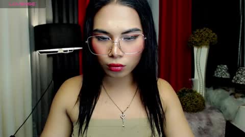 misstrishontop online show from 10, 1, 2025